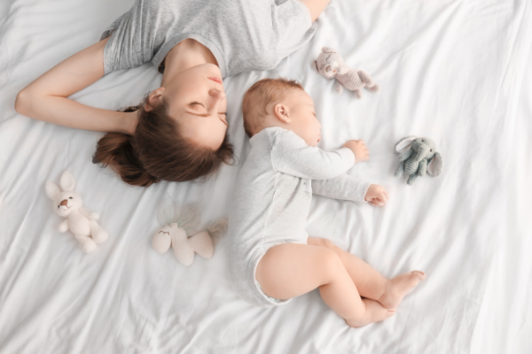 7 Self Help Strategies for Postpartum Anxiety | We've all heard of postpartum depression, but did you know that many new moms suffer from heightened anxiety after childbirth? The symptoms are similar to PPD, with PPA causing excessive worry about things that are unlikely to happen. This post outlines the symptoms and causes of postpartum anxiety, with helpful tips, tools, coping strategies, and lifestyle habits that can help feel better sooner.